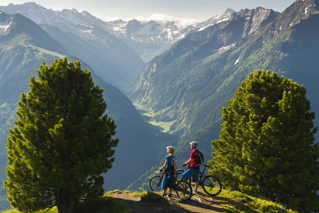 Gaestehaus Ahornblick Mayrhofen Ngoại thất bức ảnh