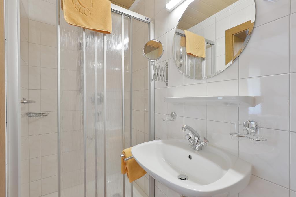 Gaestehaus Ahornblick Mayrhofen Ngoại thất bức ảnh
