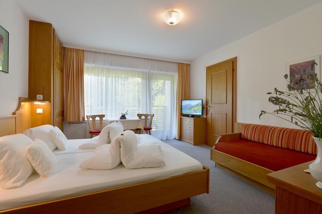 Gaestehaus Ahornblick Mayrhofen Ngoại thất bức ảnh